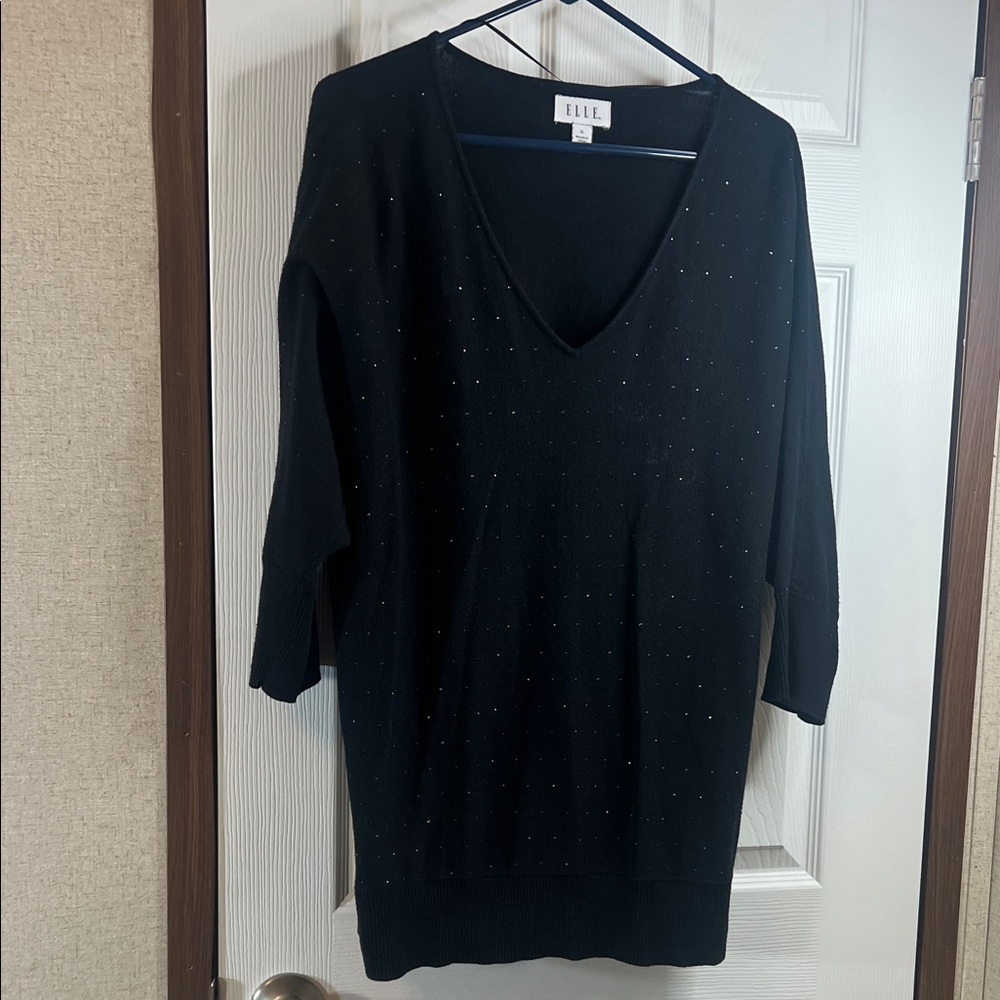 Elle Women's Black V-Neck Sweater